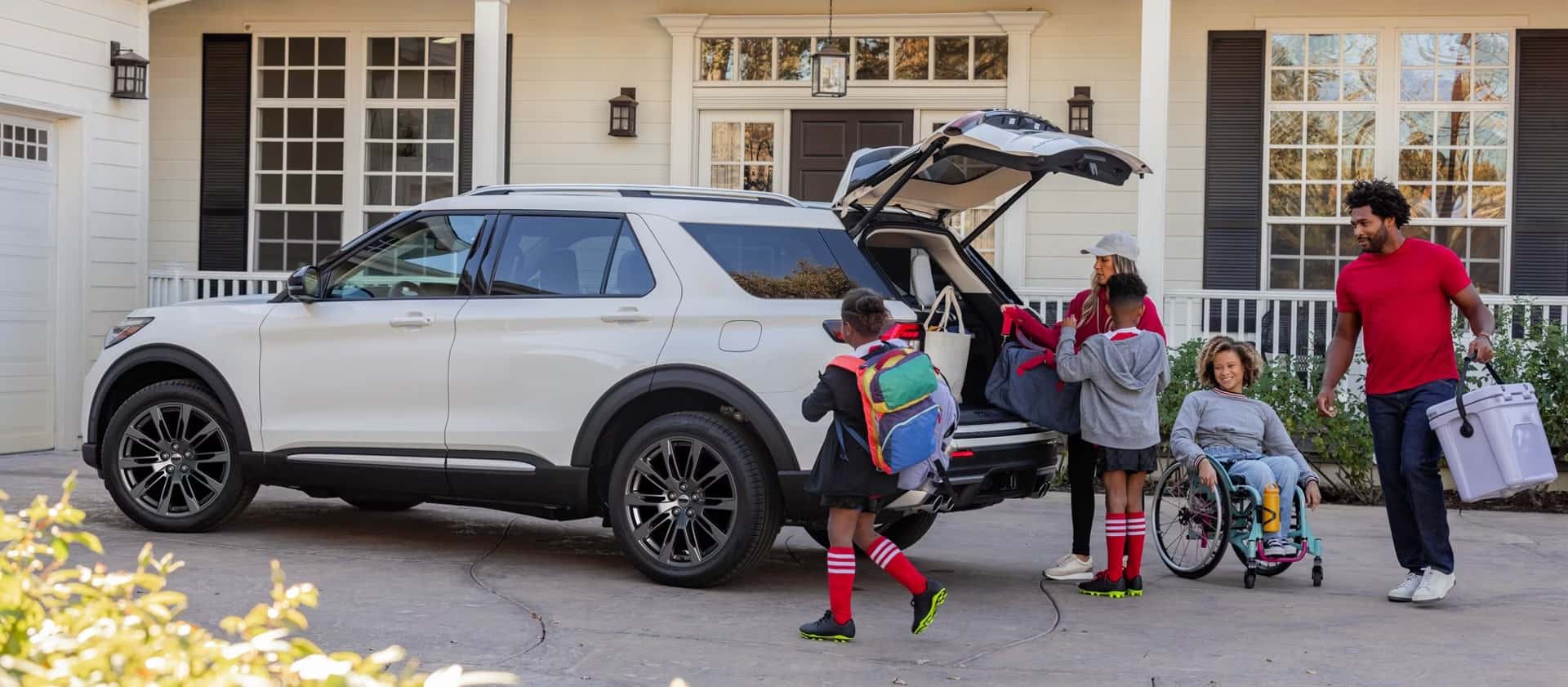 2026 Ford Explorer Family Loading Up for the Day