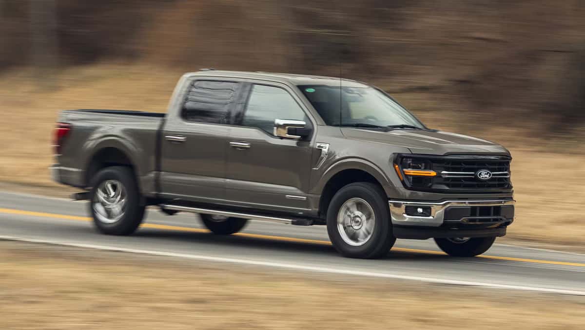 2025 Ford F150 Passenger Profile