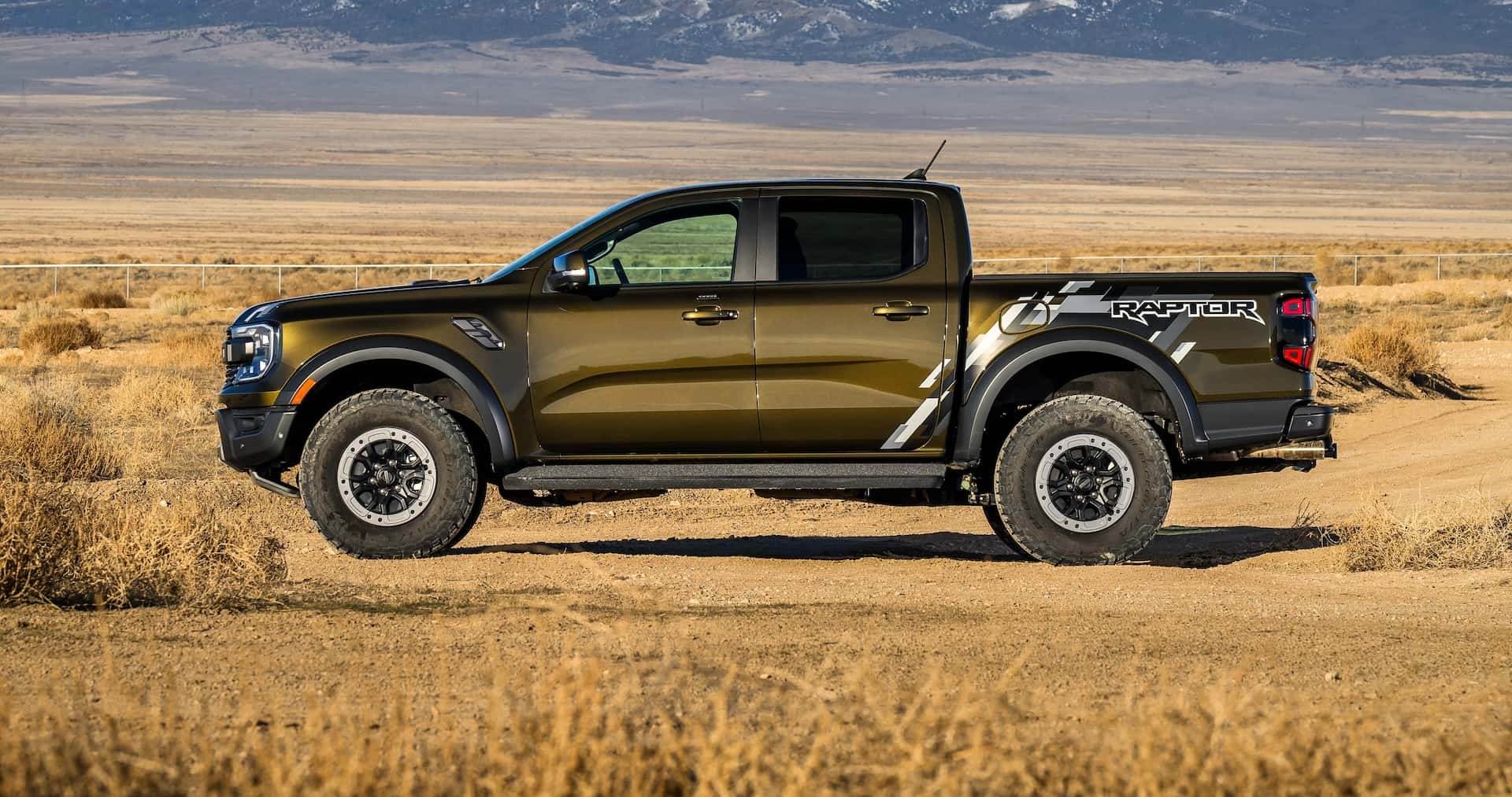 2026 Ford Ranger Raptor Shelter Green Metallic