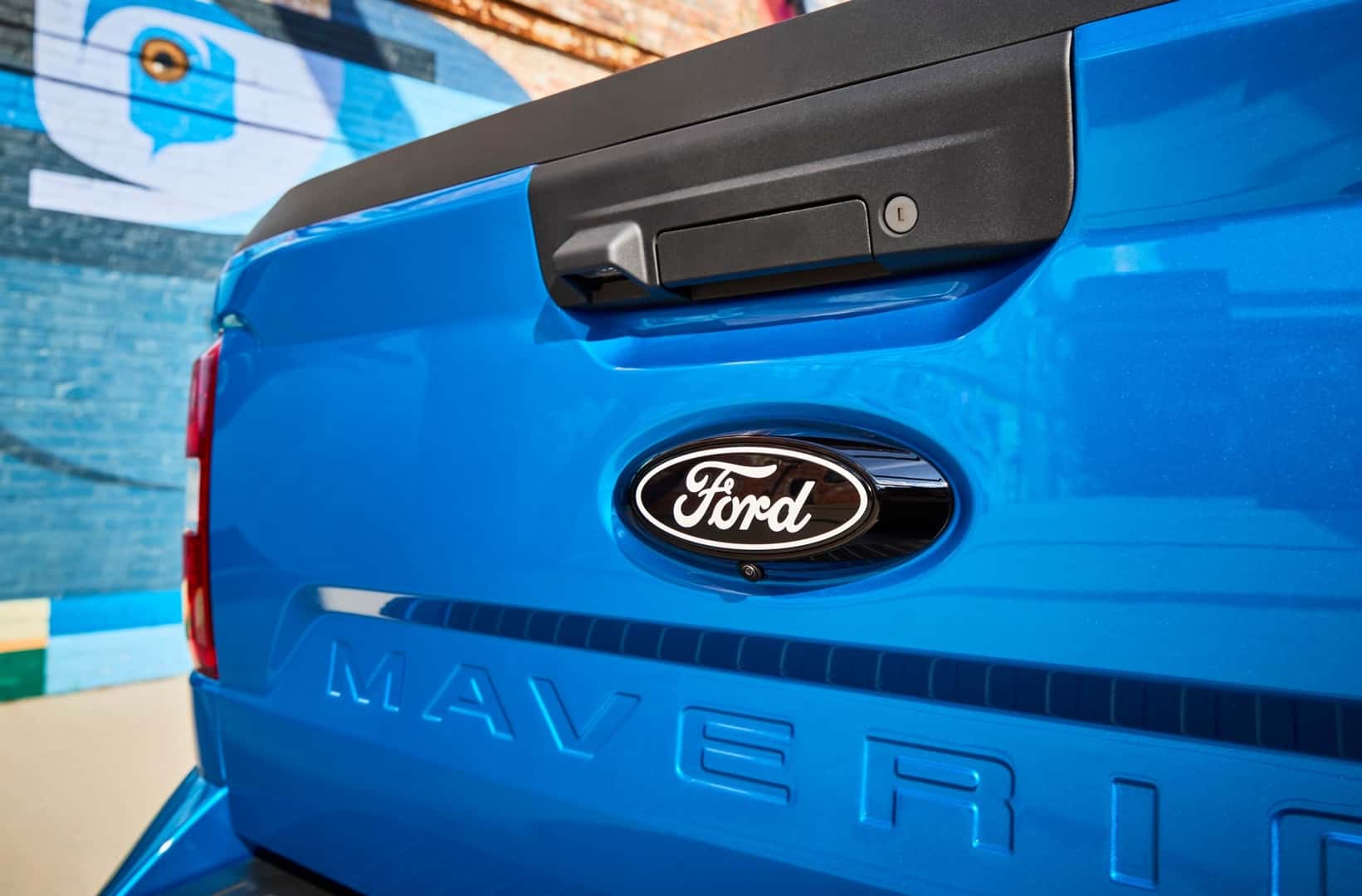 2026 Ford Maverick Lobo Velocity Blue Metallic rear tailgate