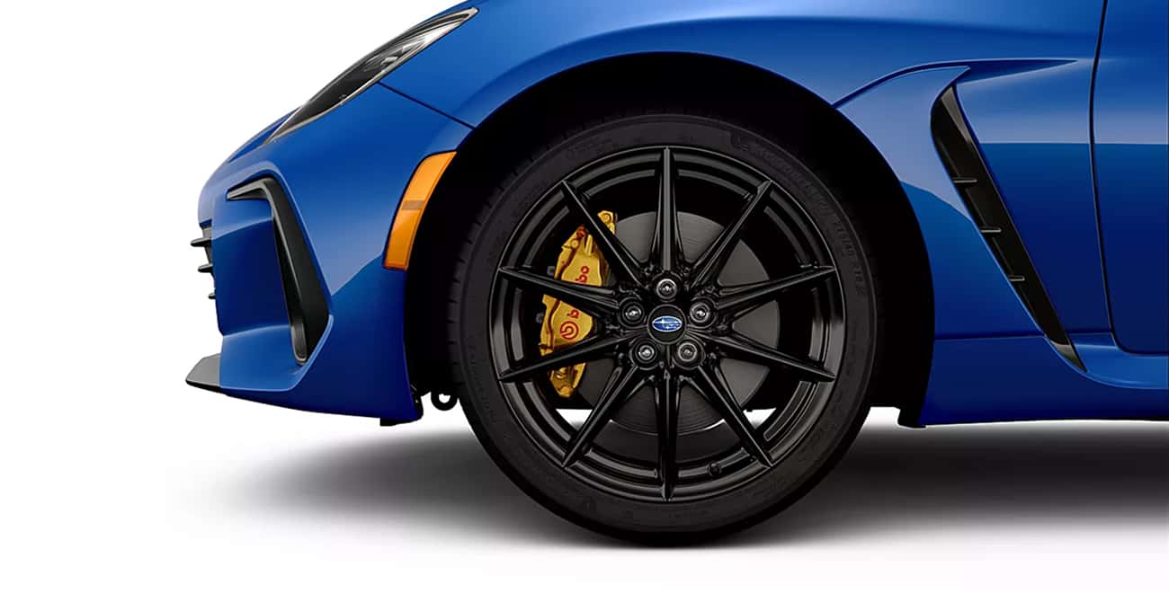 Sports-Car Style with 18-Inch Aluminum-Alloy Wheels