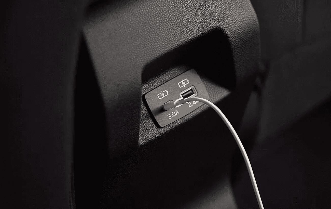 USB-C Input and Charging Ports