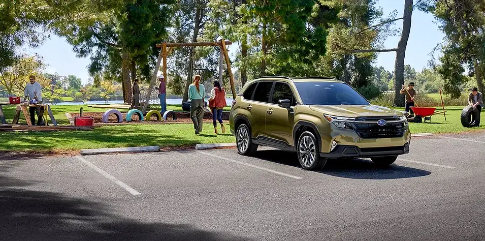 Forester Hybrid exterior front angle