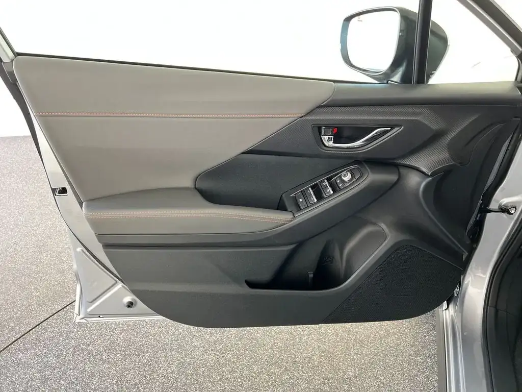 Subaru Crosstrek, interior view of the touchscreen and center console, photo 10 of 14