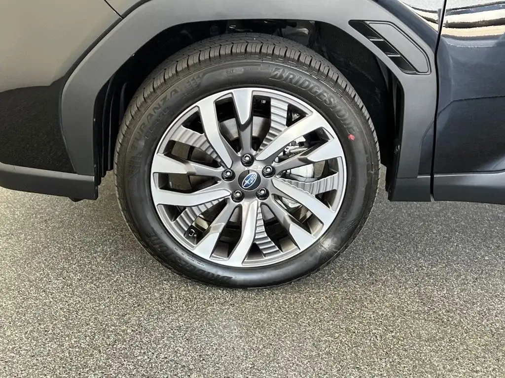 Subaru Forester, three-quarter studio view at Findlay Subaru of Las Vegas, photo 12 of 12