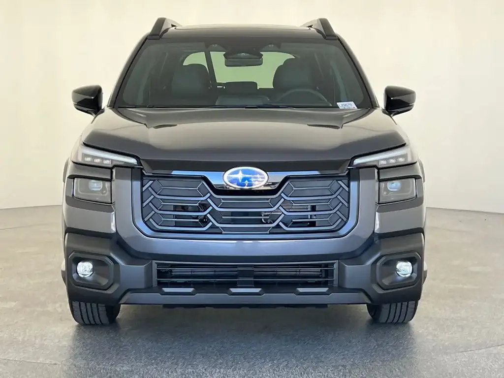 Findlay Subaru of Las Vegas vehicle detail photo 1