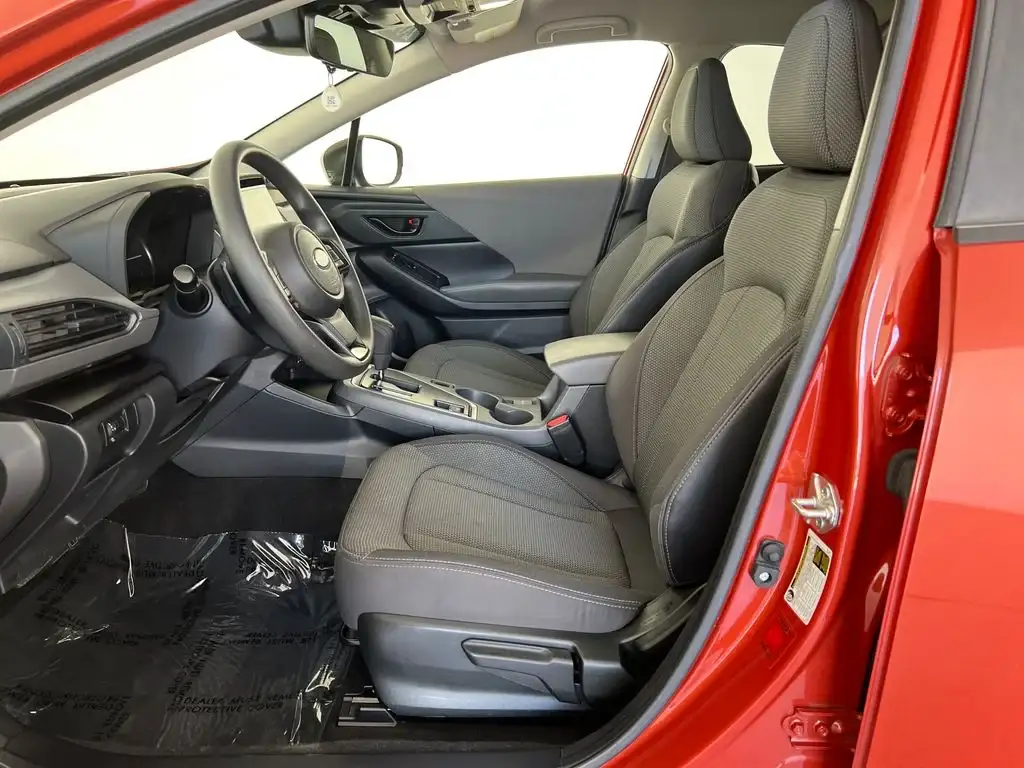 Front seats and dashboard of a used Subaru Crosstrek