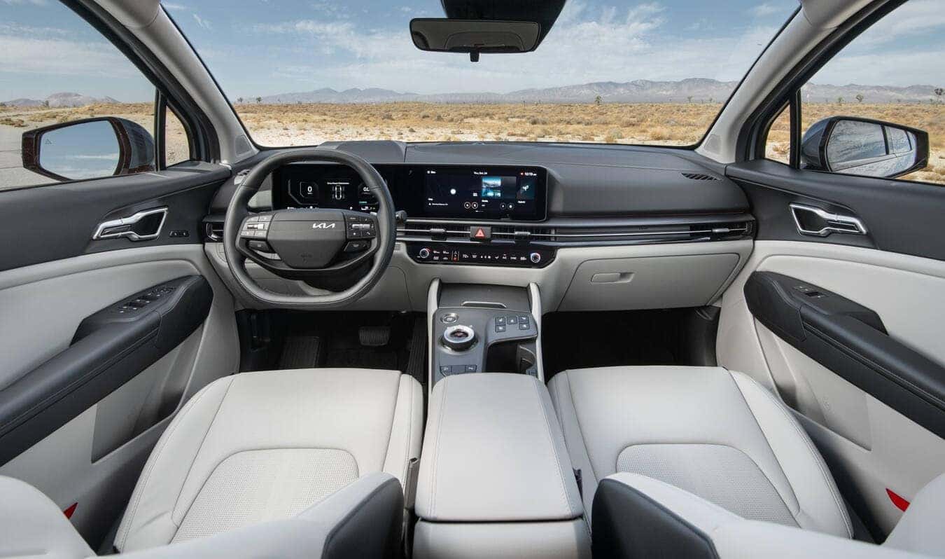 2026 Kia Sportage Hybrid Front Interior