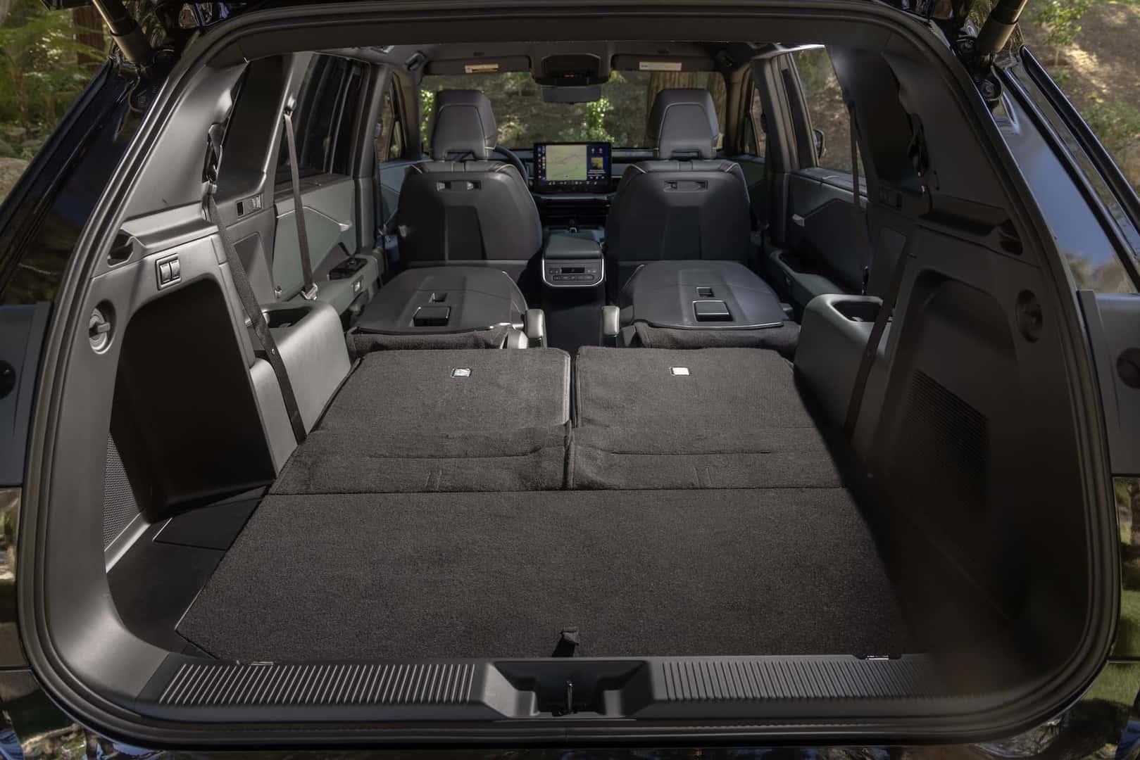 2027 Subaru Getaway Cargo Space