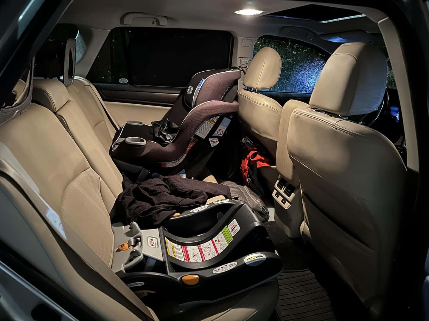 Two Child Seats in SubaruOutback SUV