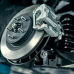 Disc brakes with brake pads