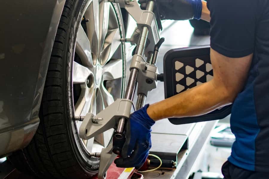 car on wheel alignment