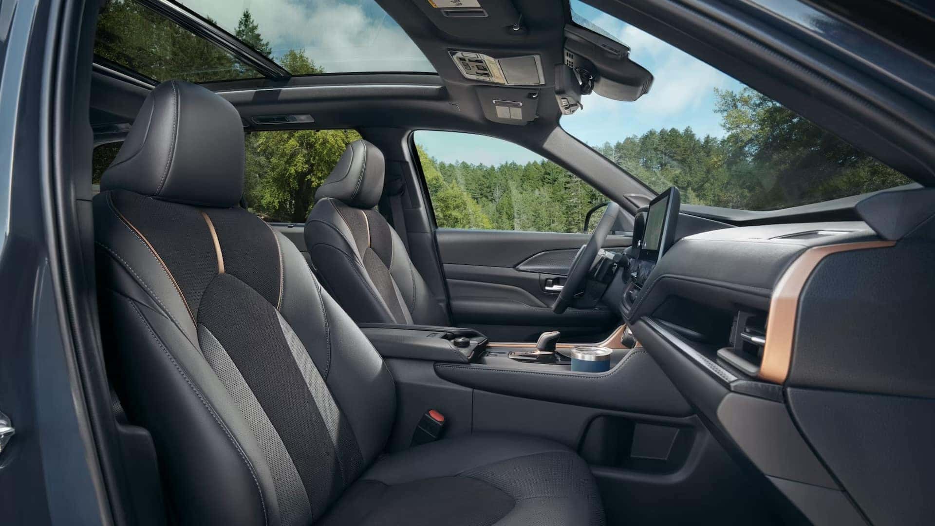 Toyota Grand Highlander Hybrid Interior