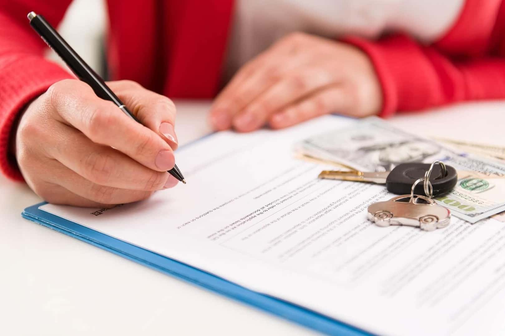 Should You Choose a Lease or a Loan?