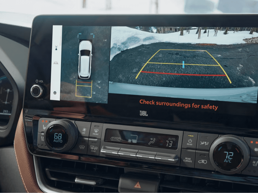 2026 Toyota Grand Highlander Screen
