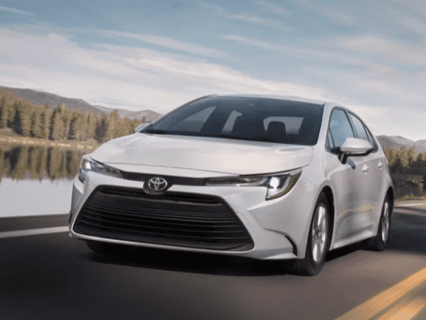 2026 Toyota Corolla Hybrid Front End