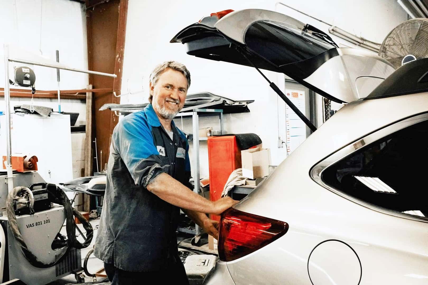 body shop tech