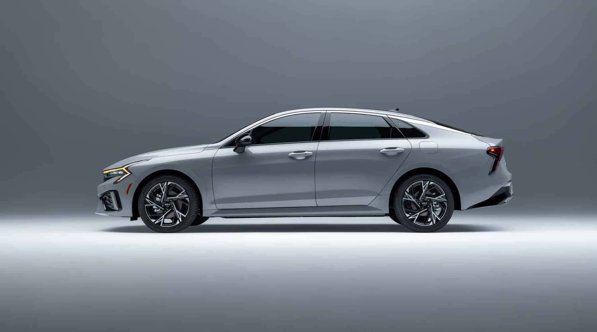 A dynamic image of the 2026 Kia K5 Sedan.