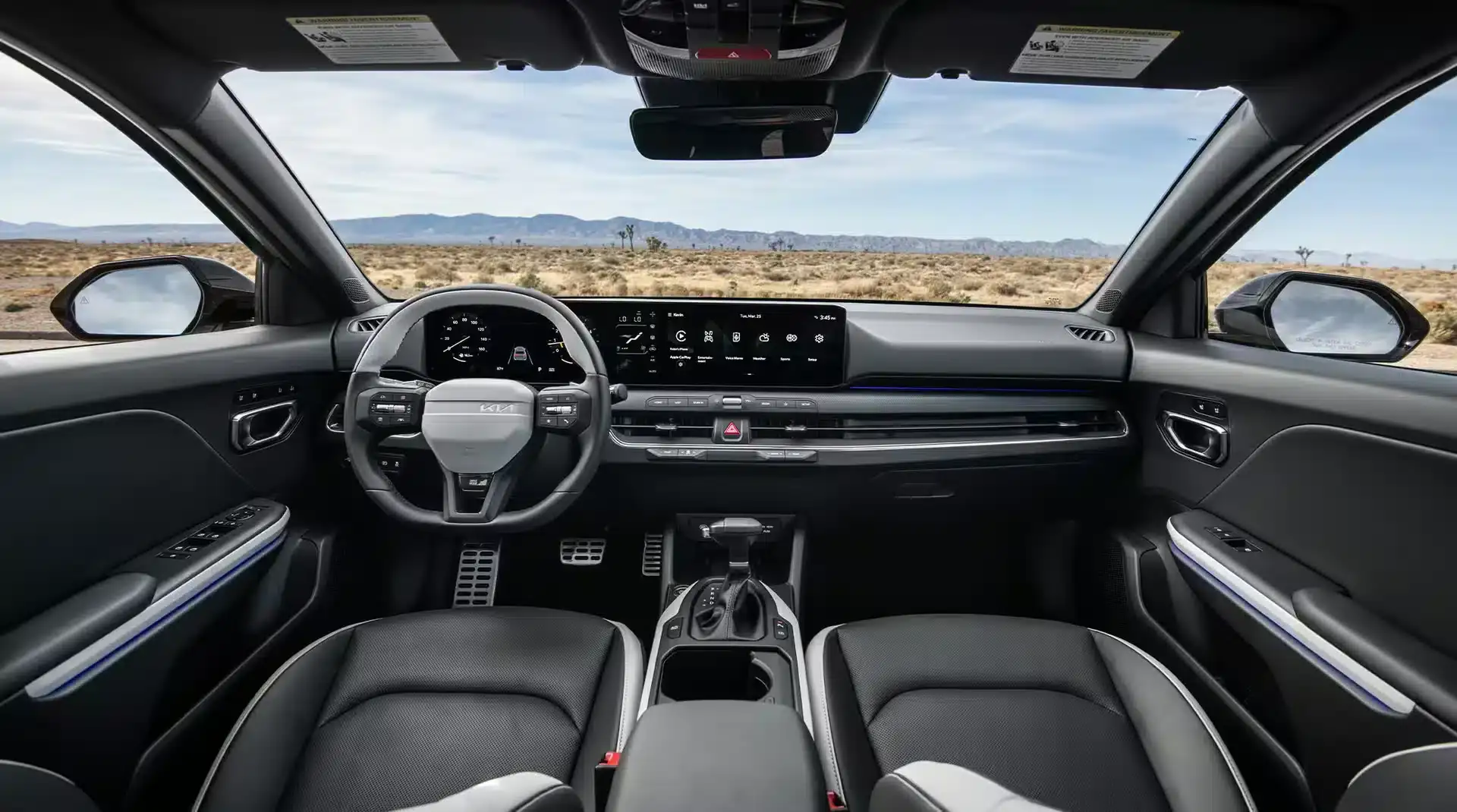 2026 Kia K4 Hatchback interior image