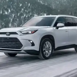 2026 Toyota Grand Highlander Wind Chill Pearl on icy roads