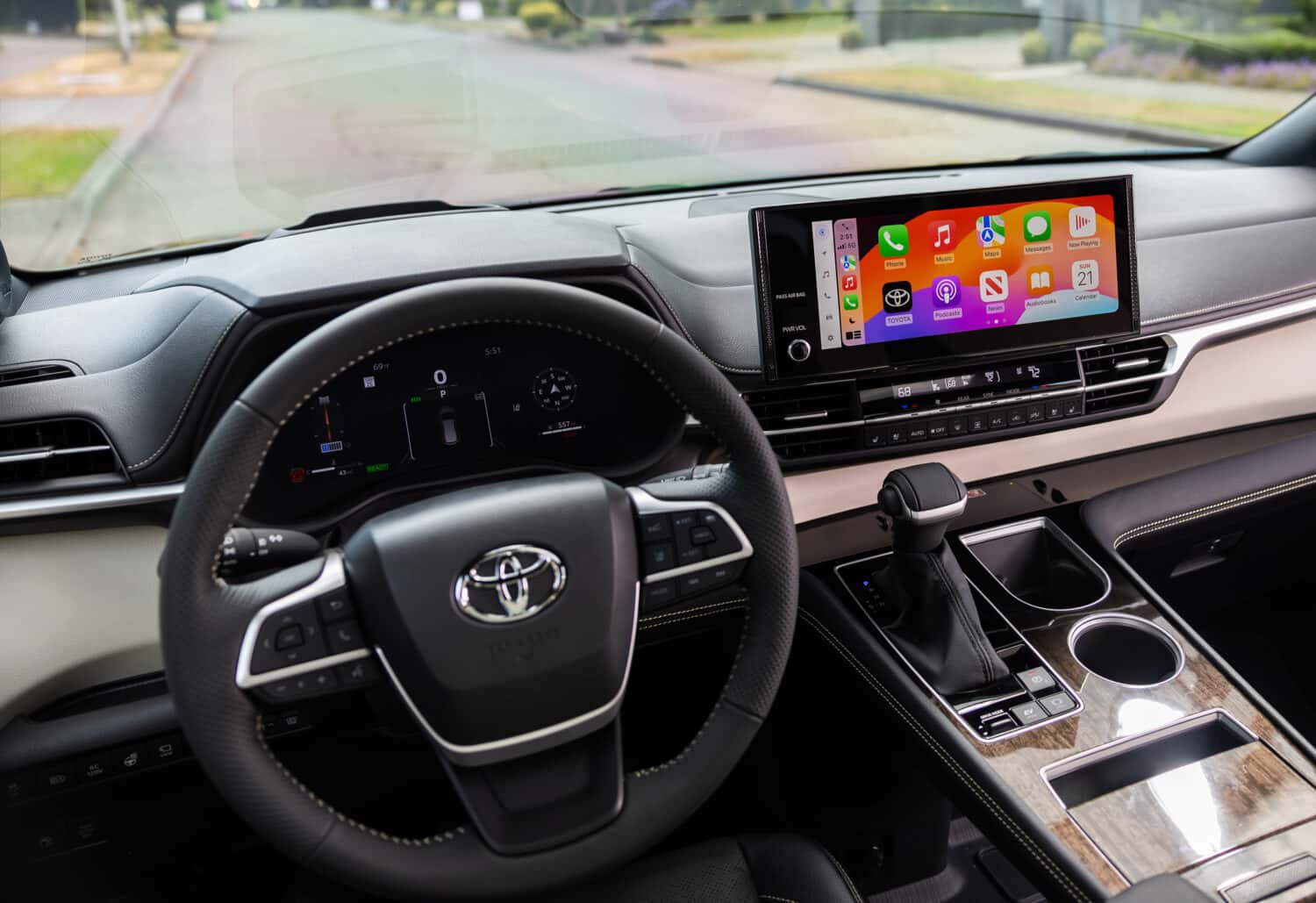 2026 Toyota Sienna Platinum Interior Dash