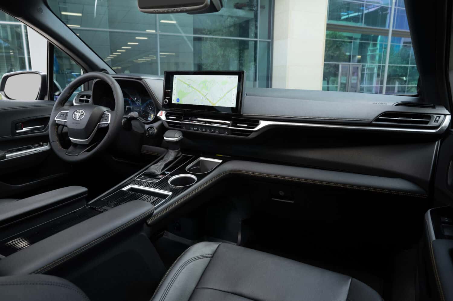 2026 Toyota Sienna Woodland
