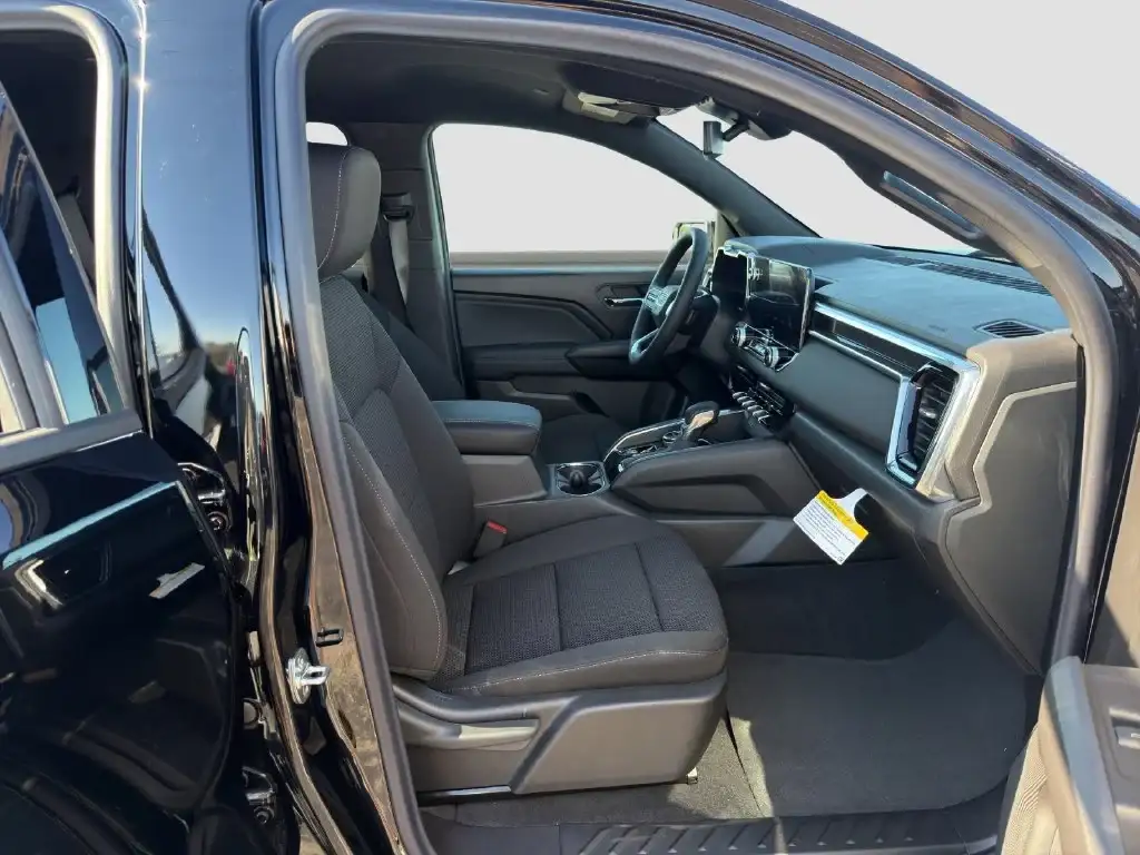 Touchscreen Connectivity and Trailering Tech
