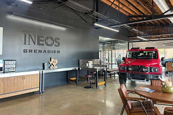 Victory INEOS Grenadier Service