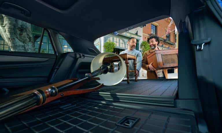 26VW-AtlasCrossSport-InteriorCargoSpaceSeatsDown