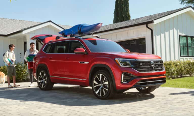 2026 Volkswagen Atlas with a kayak on top