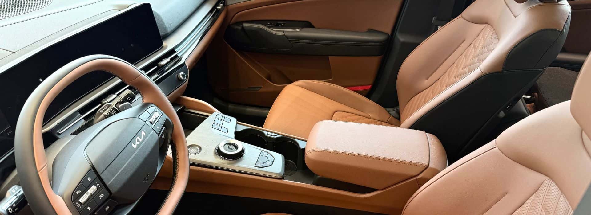 2027 kia sportage hybrid at Walser Kia