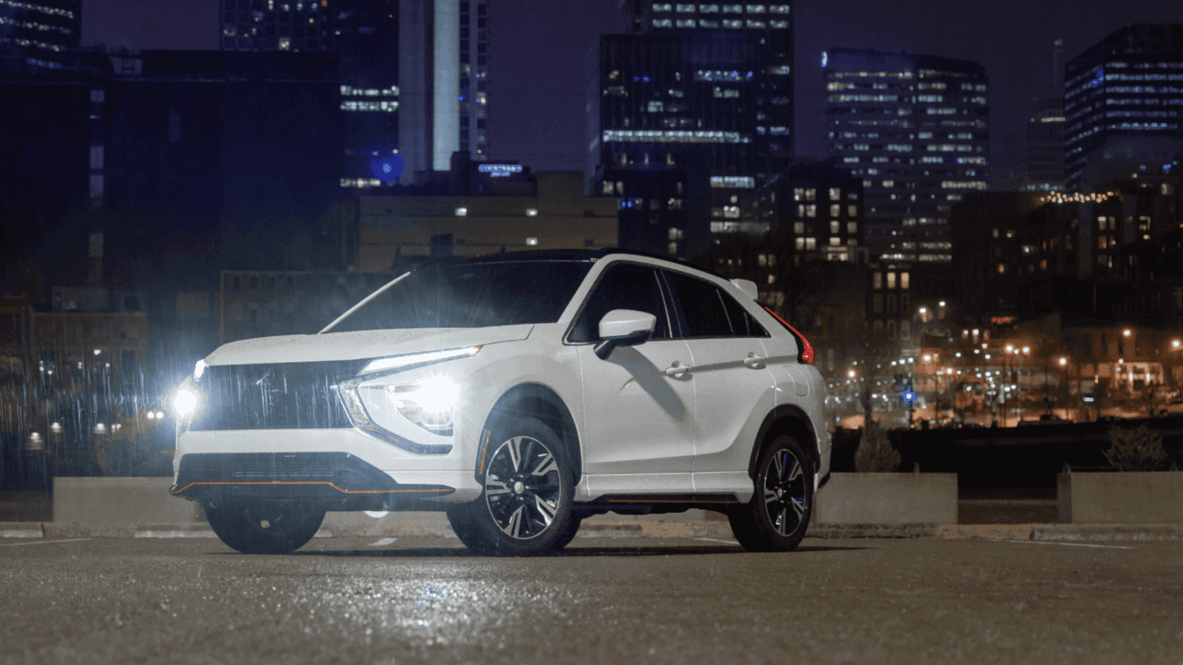2025 eclipse cross white color