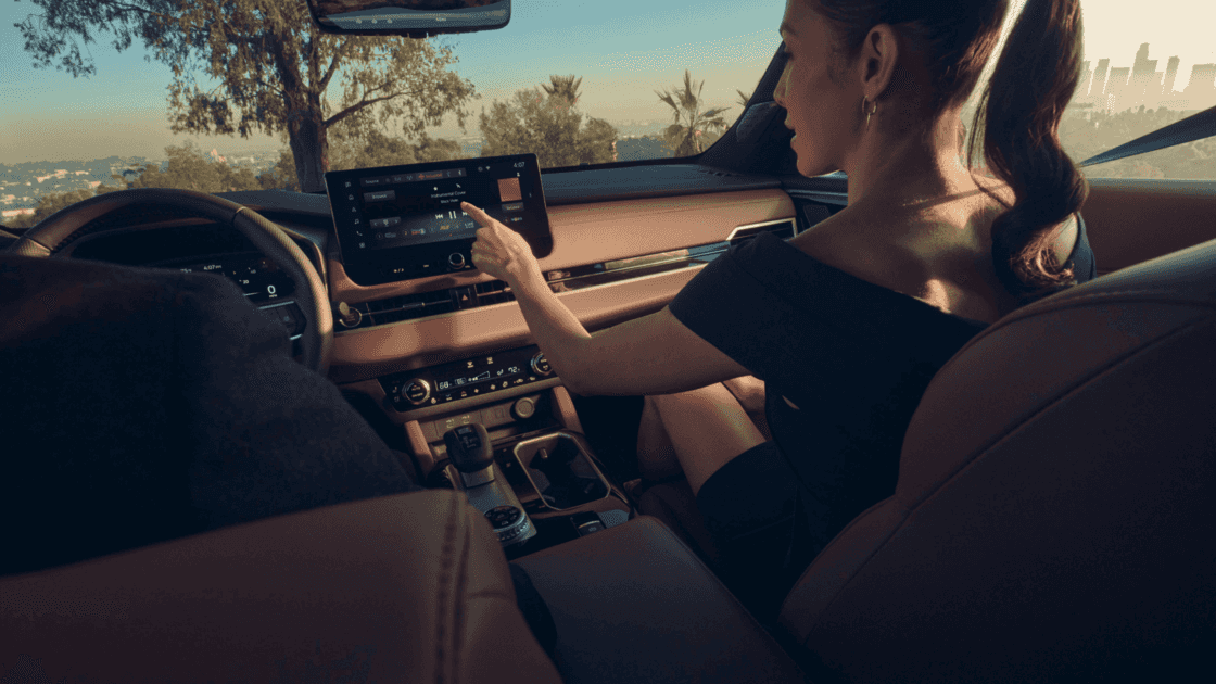 2024-Mitsubishi-Outlander