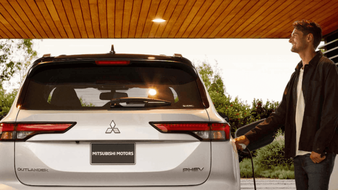 2025 Mitsubishi Outlander PHEV