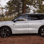 2025 Mitsubishi Outlander PHEV